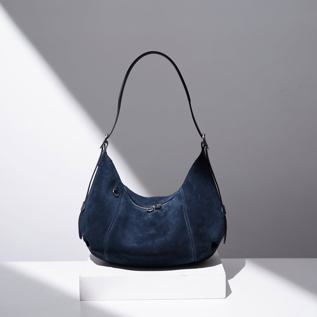 New Autumnwinter Matte Leather Crossbody Bag