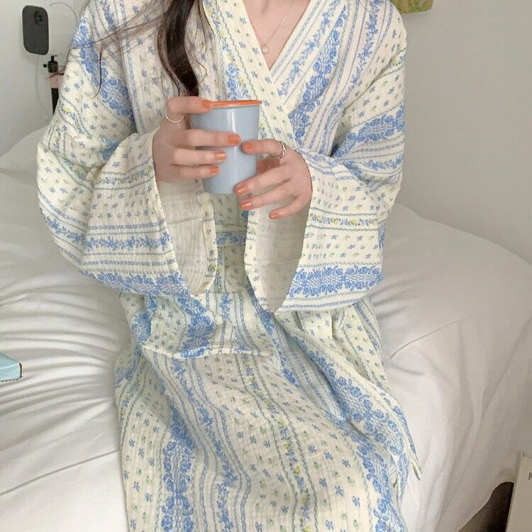 Fresh And Delicate Blue Retro Striped Floral Print Nightgown Nightdress And Pajamas