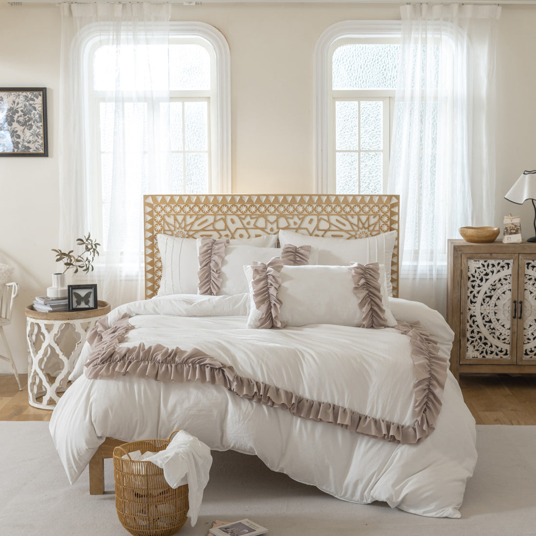 An Elegant And Romantic Princess Style Duvet Cover Set 1&2 Pillowcases, 1 Duvet Cover Duvet Insert Not Included A Plain Coloured Ruffled Bed Linen Set That Is Ultra Soft, Comfortable