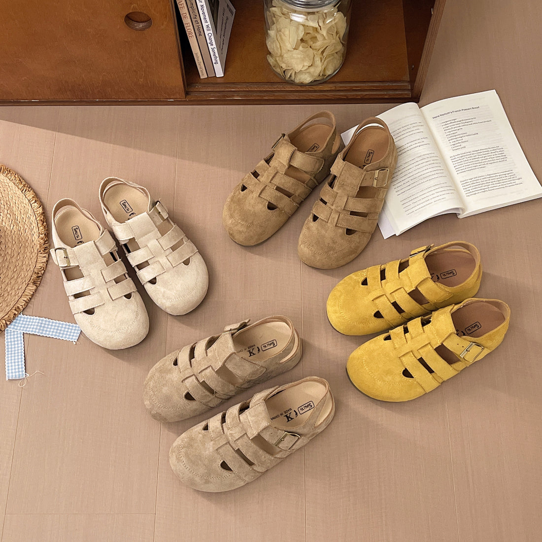 2026 Summer New Versatile Soft Sole Breathable Hollow Out Closed Toe Invisible Wedge Roman Sandals Women