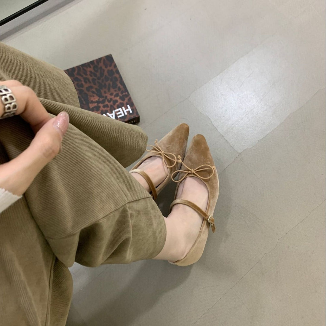 Bow-tie Pointed-toe Casual Women's Shoes